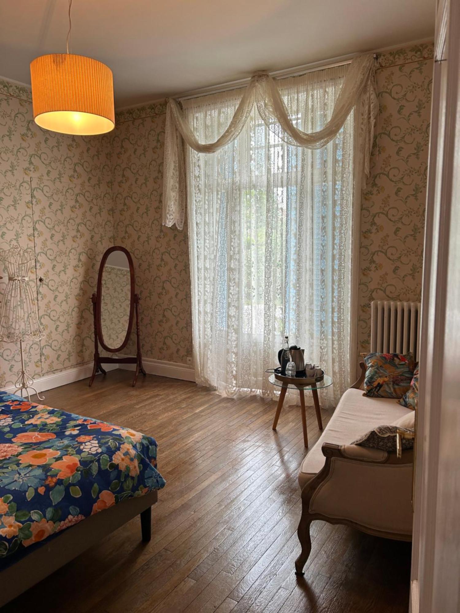 Villa Castel Marie Louise Néris-les-Bains Esterno foto