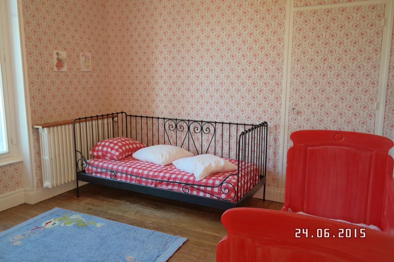 Villa Castel Marie Louise Néris-les-Bains Esterno foto